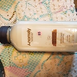 Anomaly Hydrating Shampoo 🧴